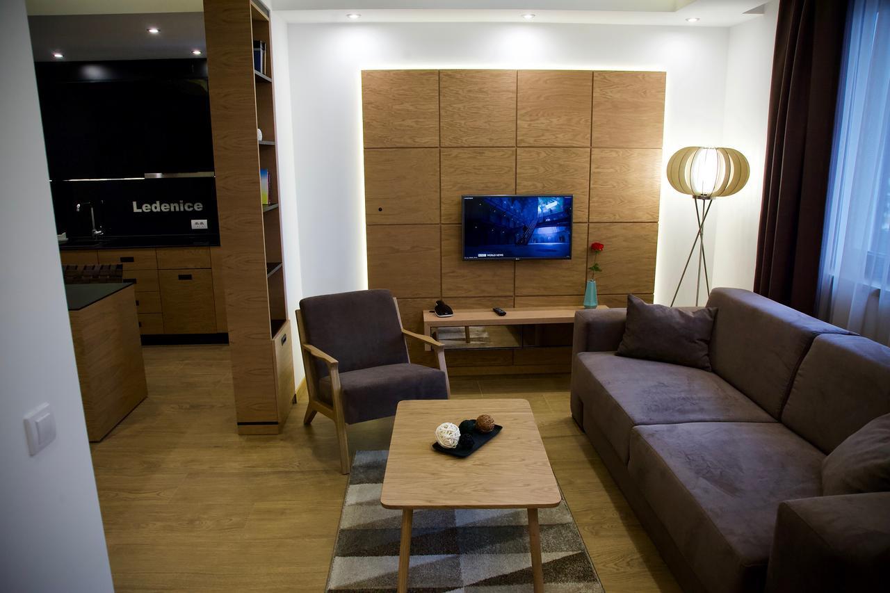 קופאוניק Apart Hotel Mamut מראה חיצוני תמונה