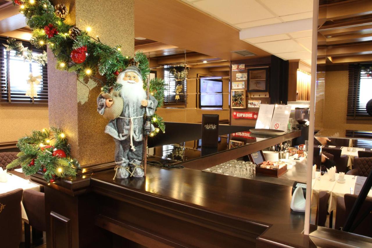 קופאוניק Apart Hotel Mamut מראה חיצוני תמונה